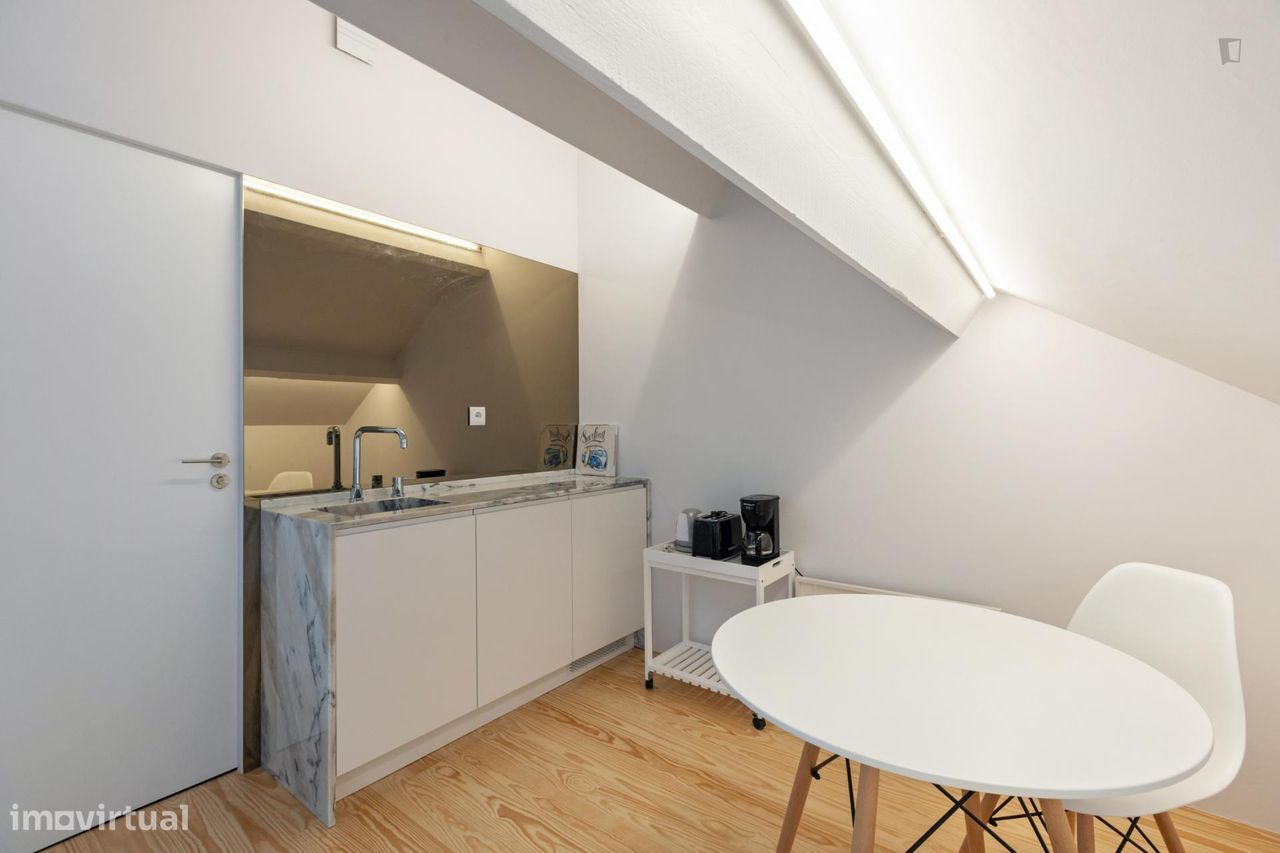 247657 - Quarto com cama de solteiro em casa...