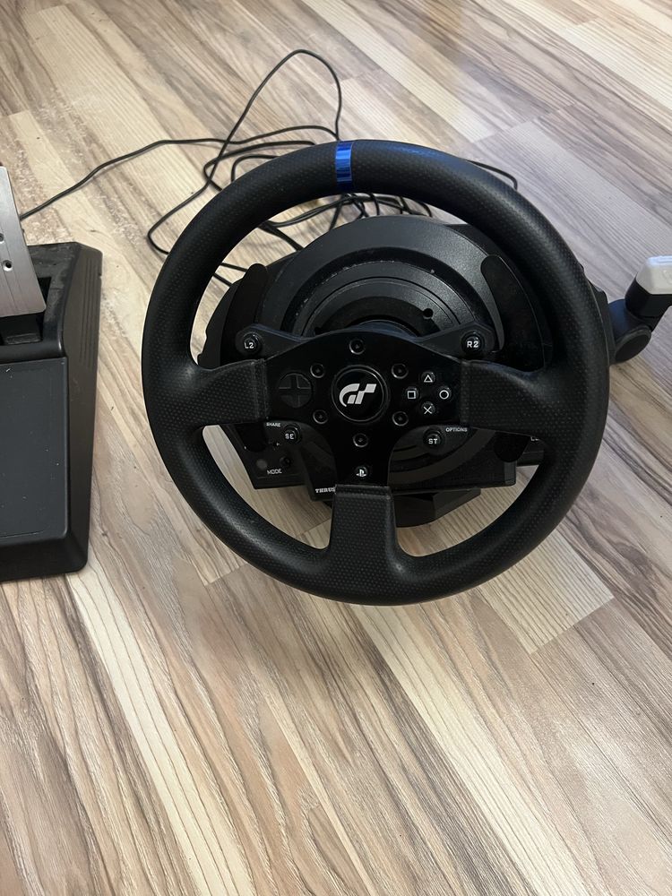 Thrustmaster T300 RS GT + Shifter TH8S