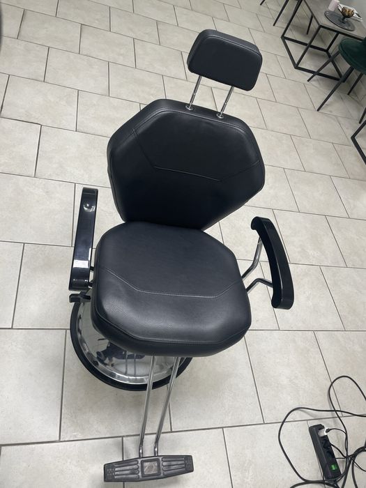 Перукарське обладнання