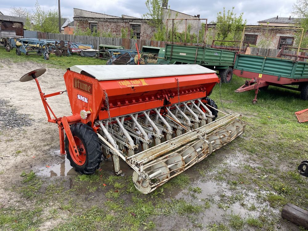 Сівалка зернова тракторна  навісна Tume 2.5 м Juko Simulta Hassia