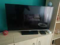 telewizor marki Samsung model: UE32H5000AW.