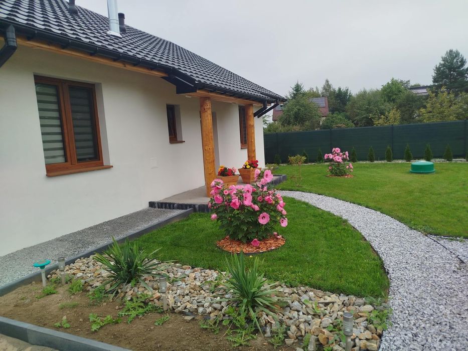 Sprzedam dom +garaż dwustanowiskowy wolnostojący