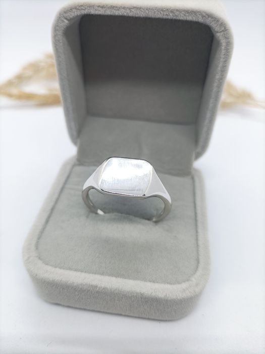 Pierścionek sygnet ze srebra, srebro 925