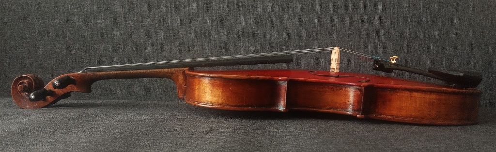 Скрипка старенька 4/4 Antonios Stradivarius