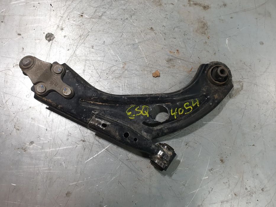 Braço de suspensão frente esquerdo PEUGEOT 3008 II (M_)