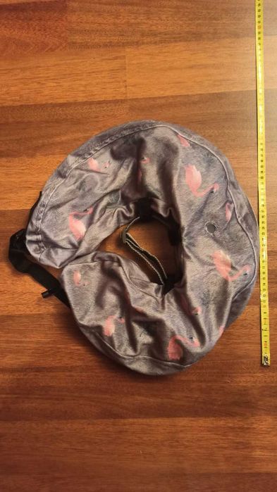 NA CEL CHARYTATYWNY Dmuchany kołnierz dla psa.