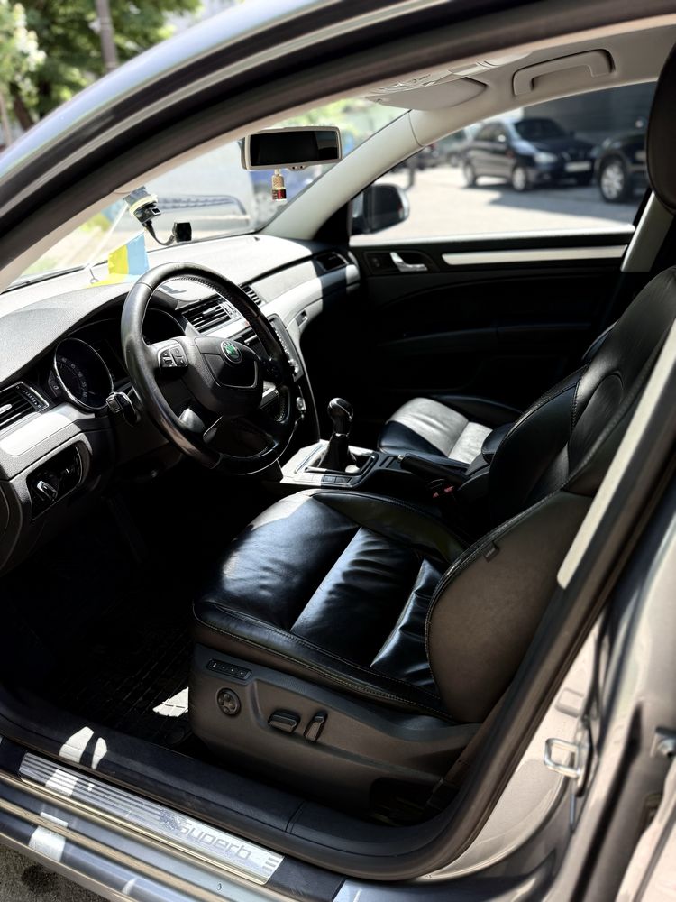 Skoda superb 1,6 TDI 2012