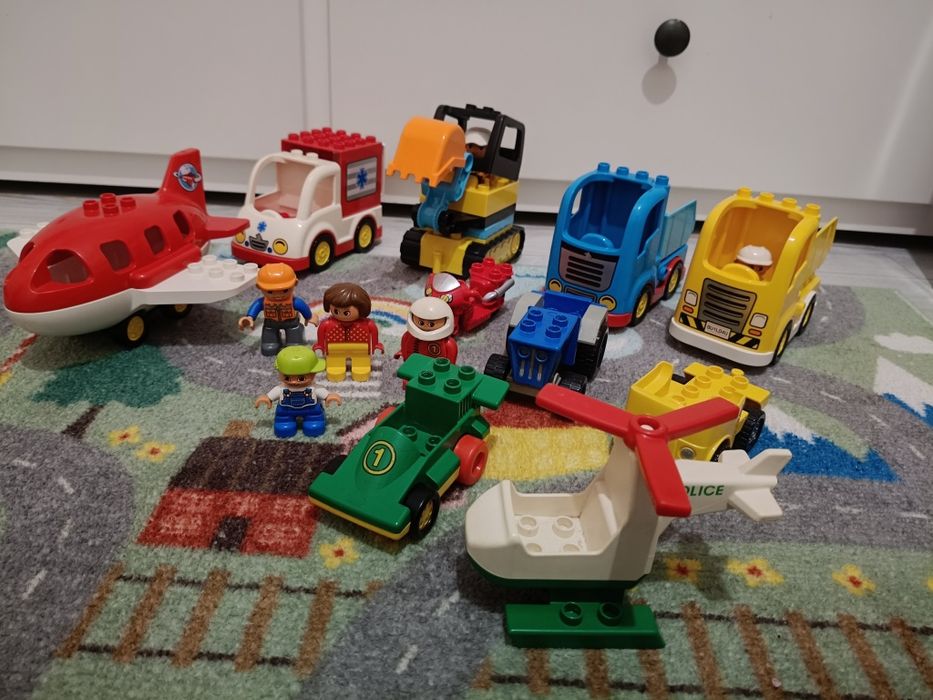 LEGO Duplo różne pojazdy akcesoria i figurki