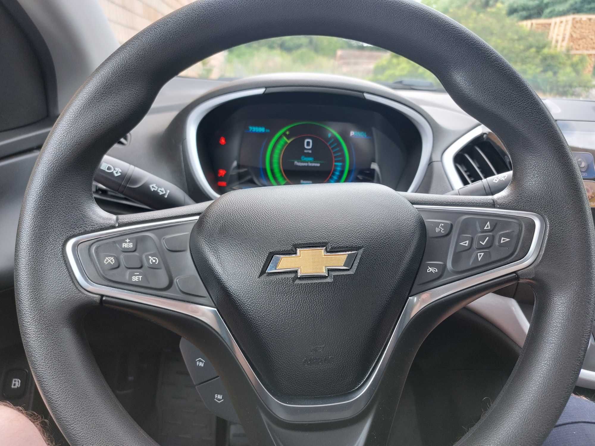 Chevrolet  VOLT2 2017р.в. укр.меню зарядний пристрій, Л131НГ