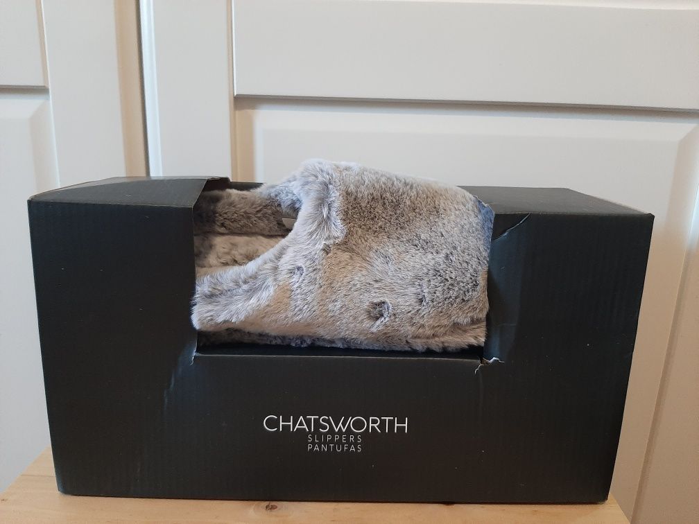 Pantufas Chatsworth Novas