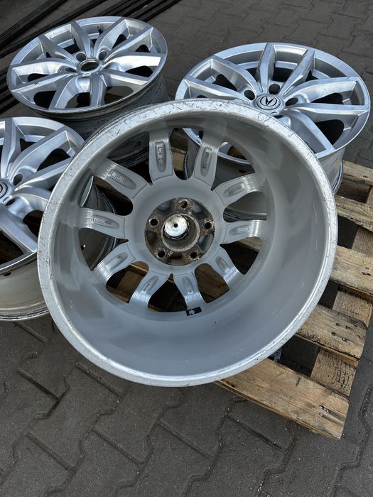 Диски 5*120 R18 Acura  BMW