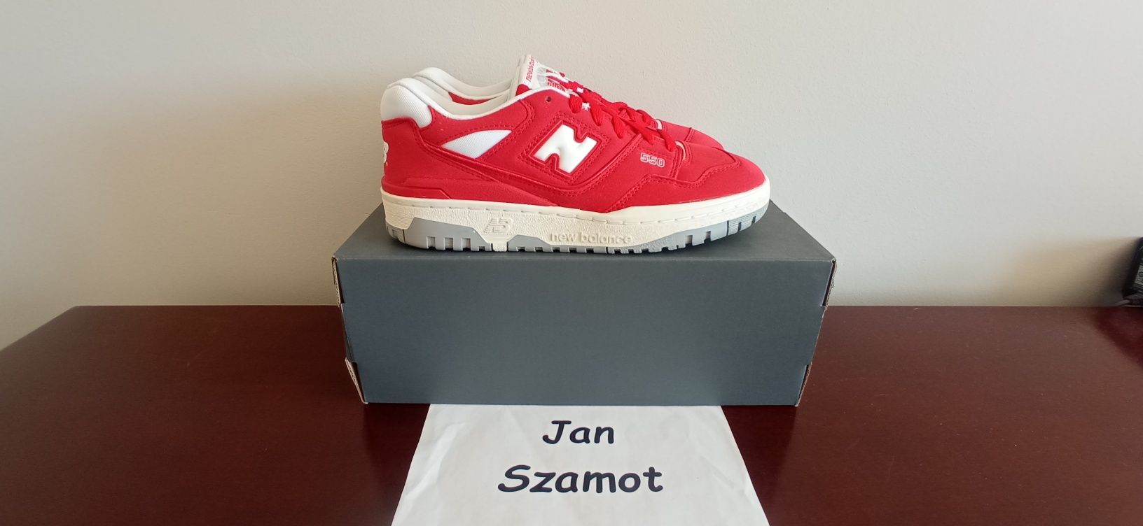 40 Buty New Balance 550 Red