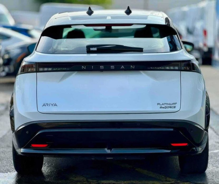Nissan Ariya Platinum+ e-4ORCE      2023