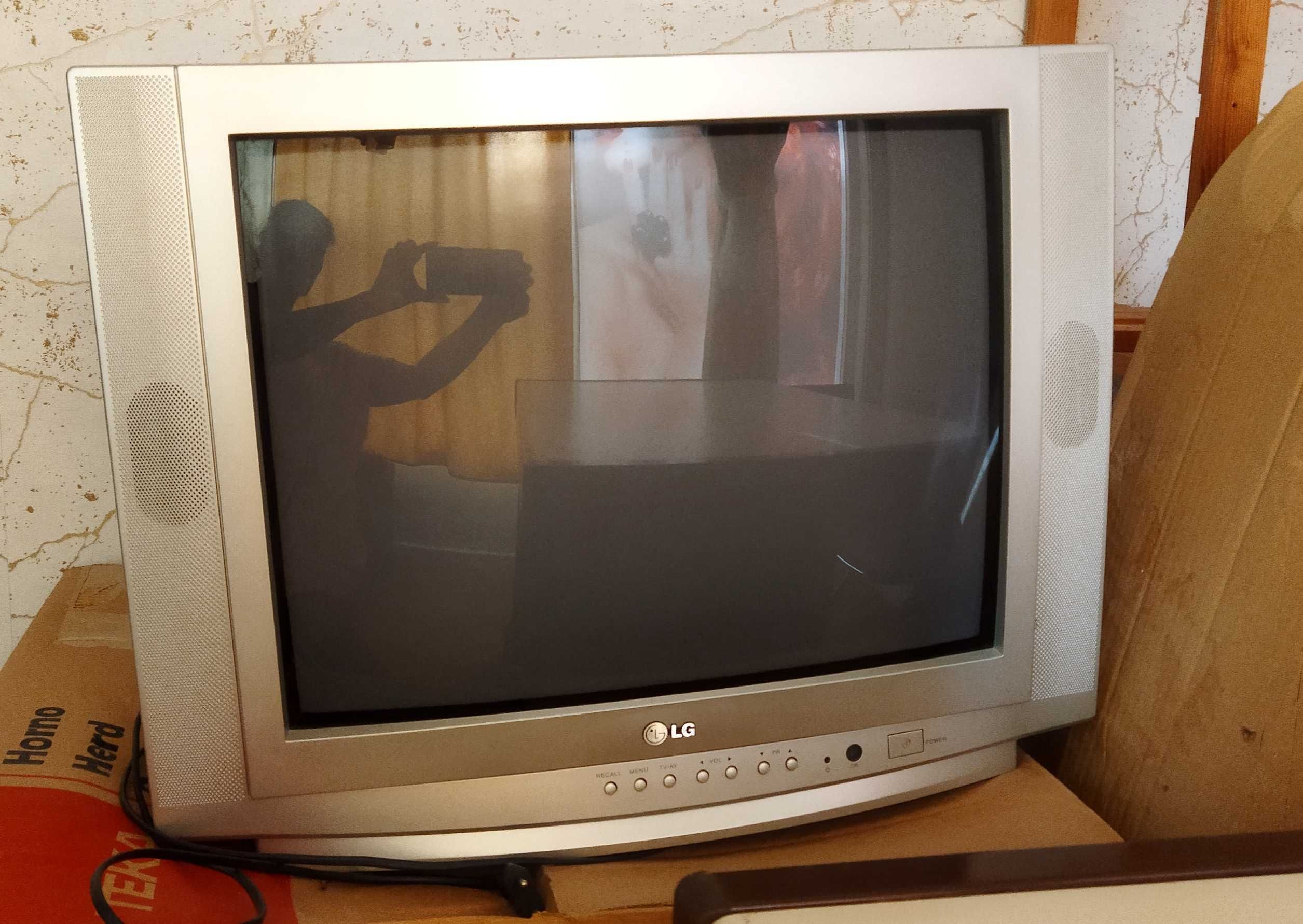 VENDO TV clássica