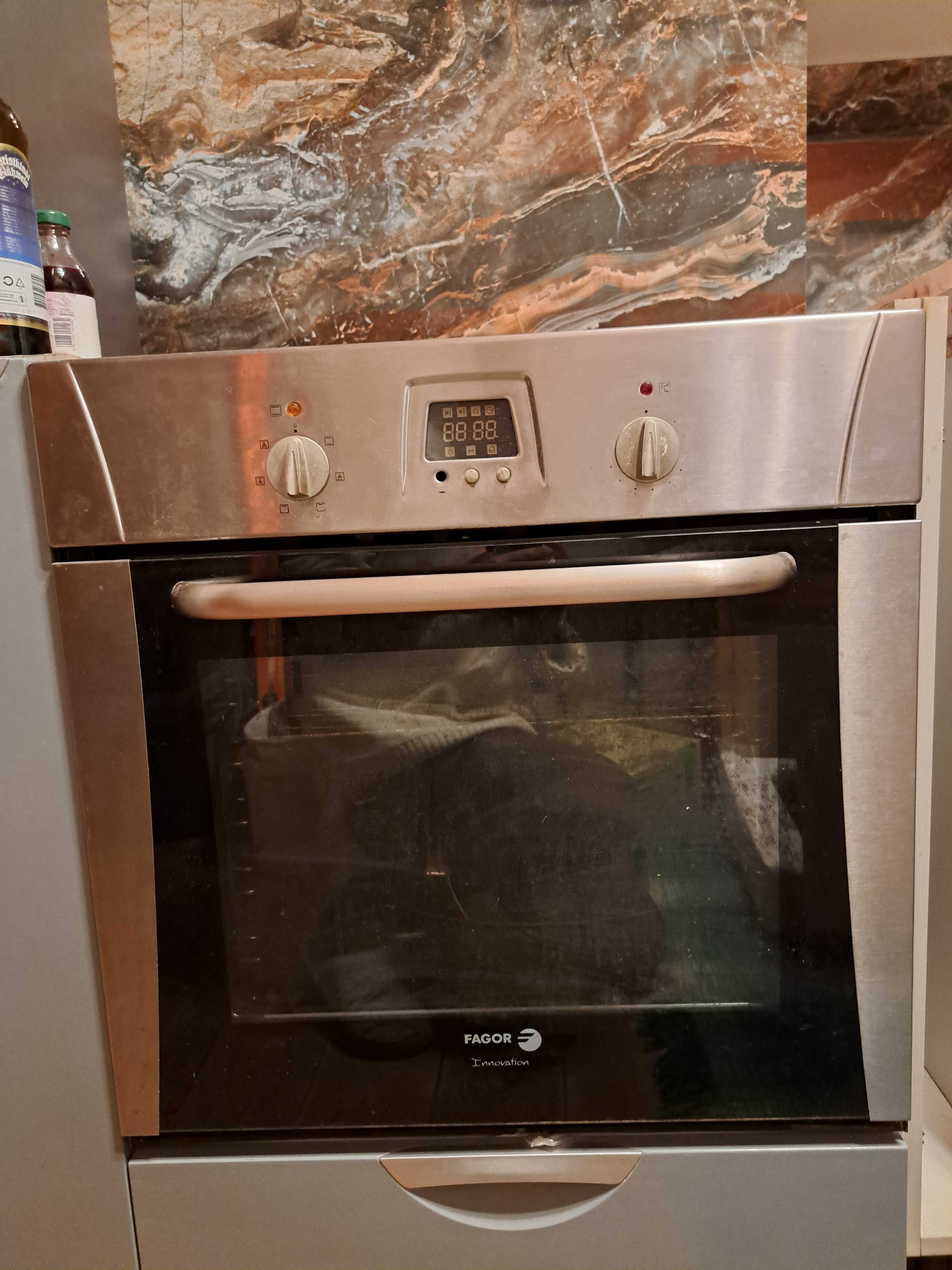piekarnik elektryczny z termoobiegiem