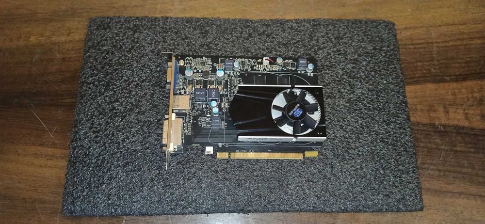 Видеокарта Radeon R7 240 1GB GDDR5 128bit