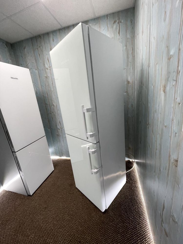 Холодильник Белое Стекло Liebherr CN 2м. Андроид