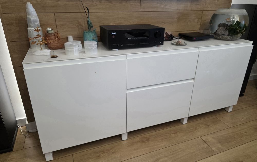 Szafka RTV z Ikei szklany blat biała 180 cm