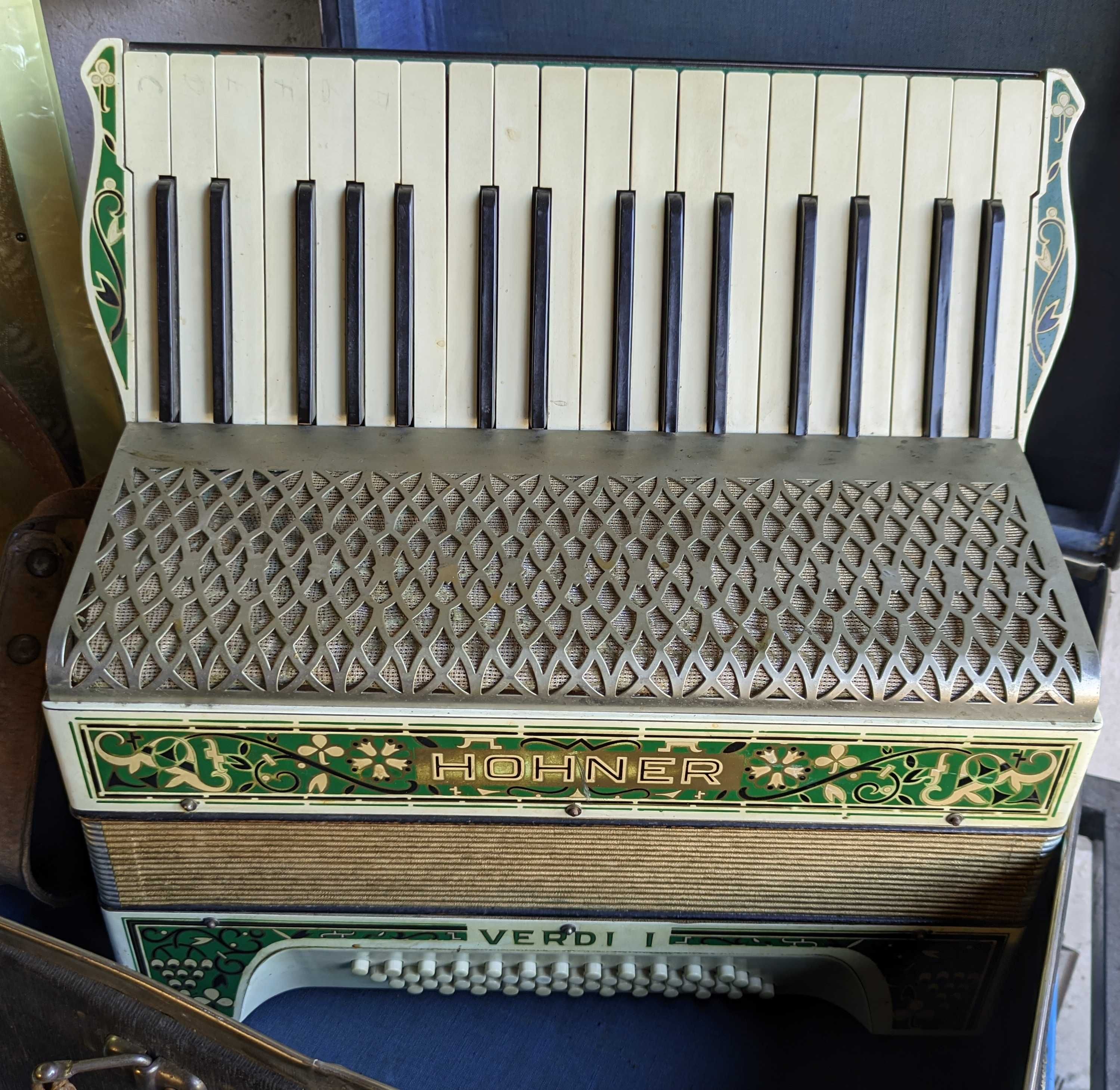 Akordeon Hohner Verdi I 48 basów