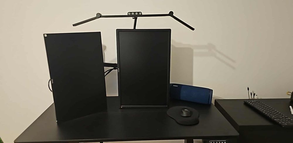 Monitory 2x Dell 24 całe caly zestaw - tylko odbiór własny.