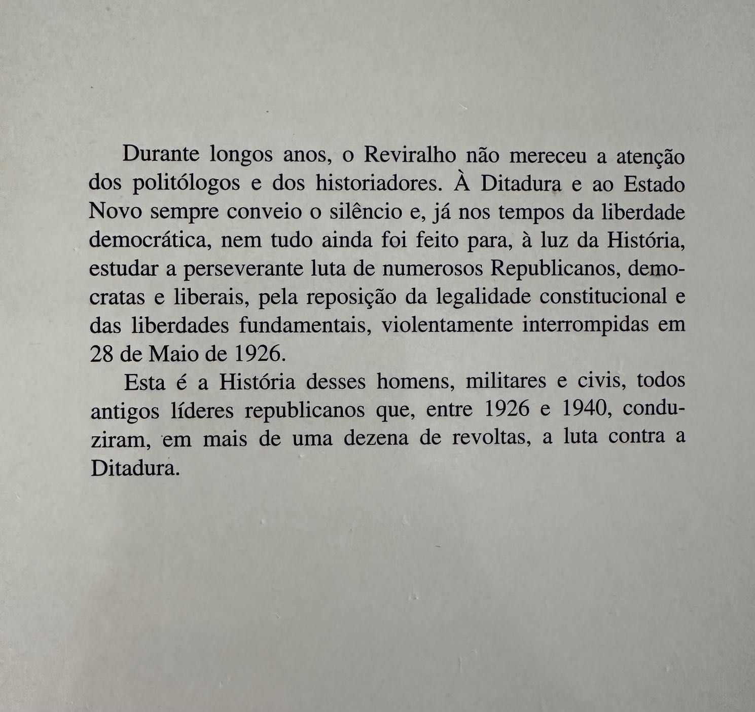 O Reviralho - Luís Farinha - 1998