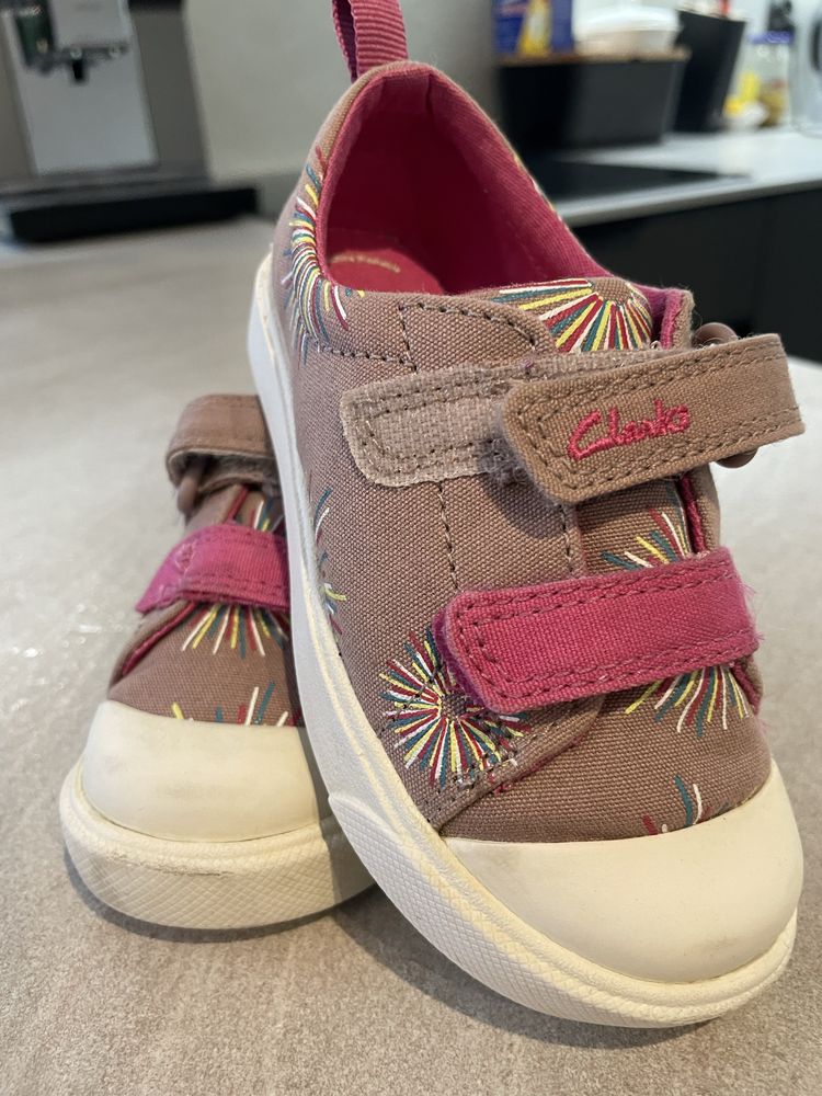 Trampki dziewczece clarks