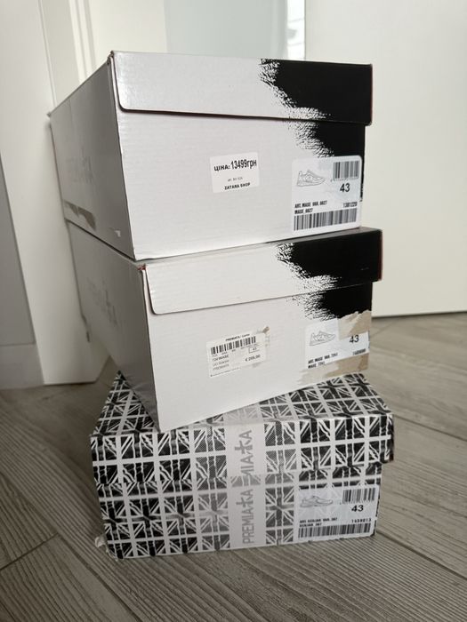 Фірмові коробки з-під чоловічого взуття Premiata 43
