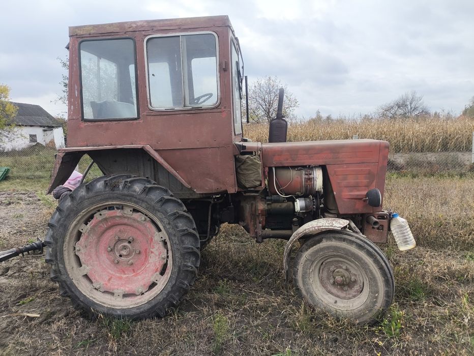 Продам трахтора находу.