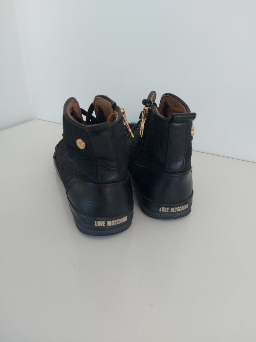 Buty damskie trampki Love Moschino w rozmiarze 39