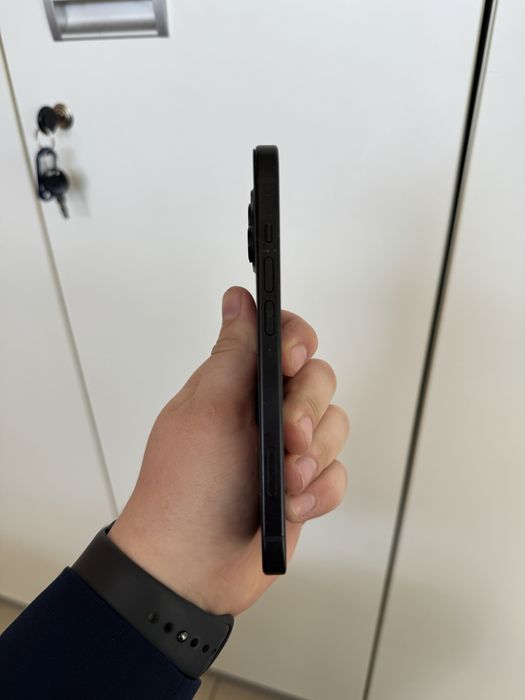 Sprzedam Iphona 15 Czarny 128 GB zestaw +etui apple