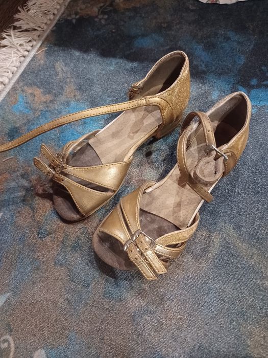 Бальні туфлі р.28 по стільці 18см