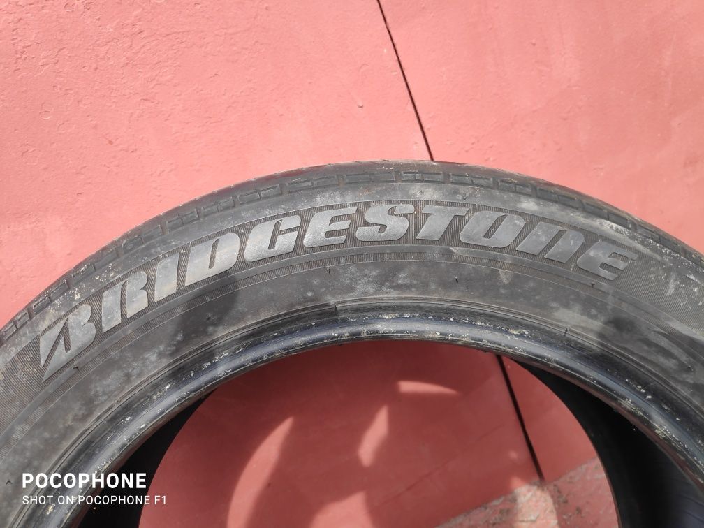 Резина 215 55 R 17 Bridgestone