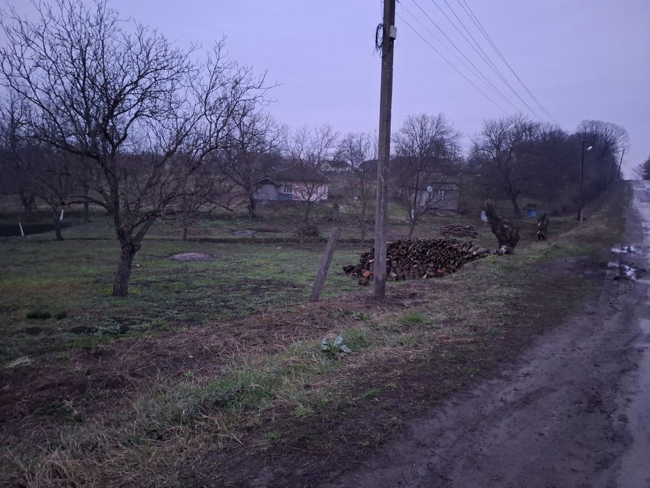 Продам участок 0.25 га в Іванівцях біля траси