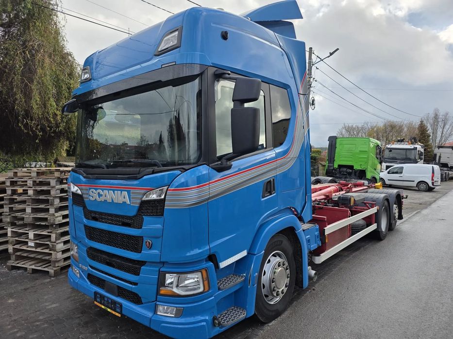 Scania G450  Scania G 450 z hakiem Meiller