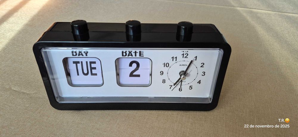 Relógio de mesa AURIOL, vintage com despertador, data e semana