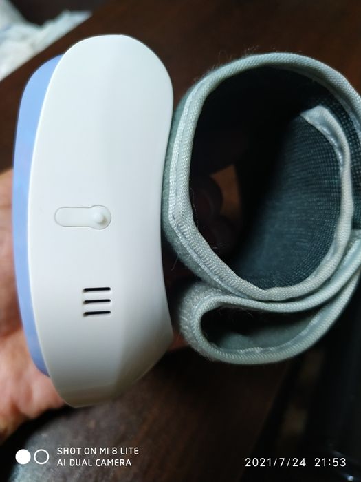 Автоматический тонометр и измеритель пульса