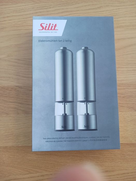 Młynek Elektryczne młynki do soli i pieprzu Silti 2 sztuki oryginalnie