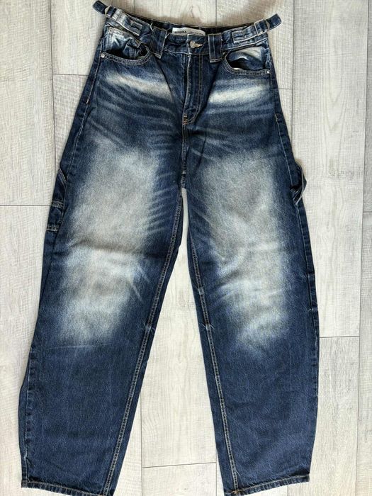 Spodnie jeansowe Bershka rozmiar 38