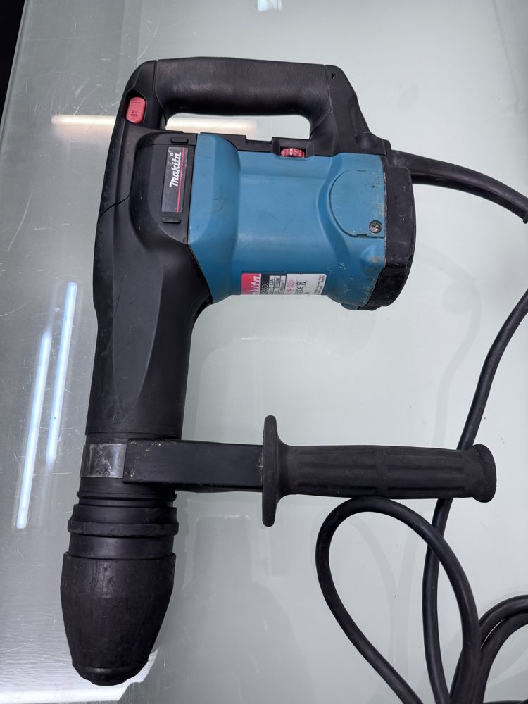 Makita HM0860C młot