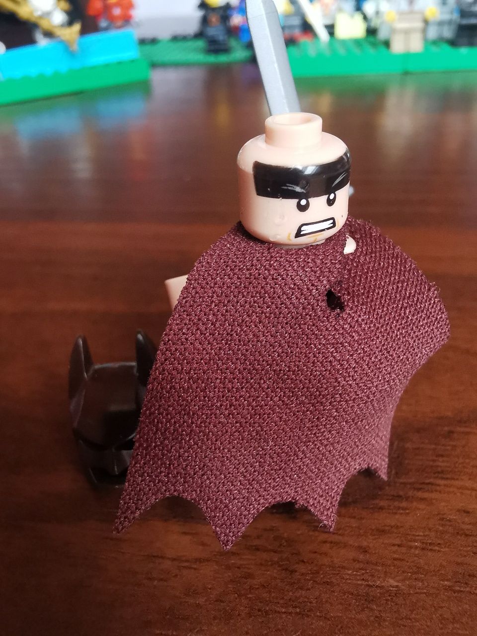 figurka Batmana brązowa