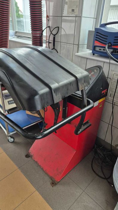 Wyważarka do kół FACOM U227 AS