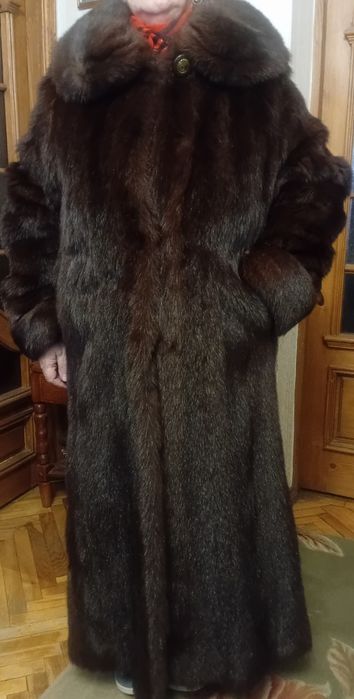 Натуральна шуба.