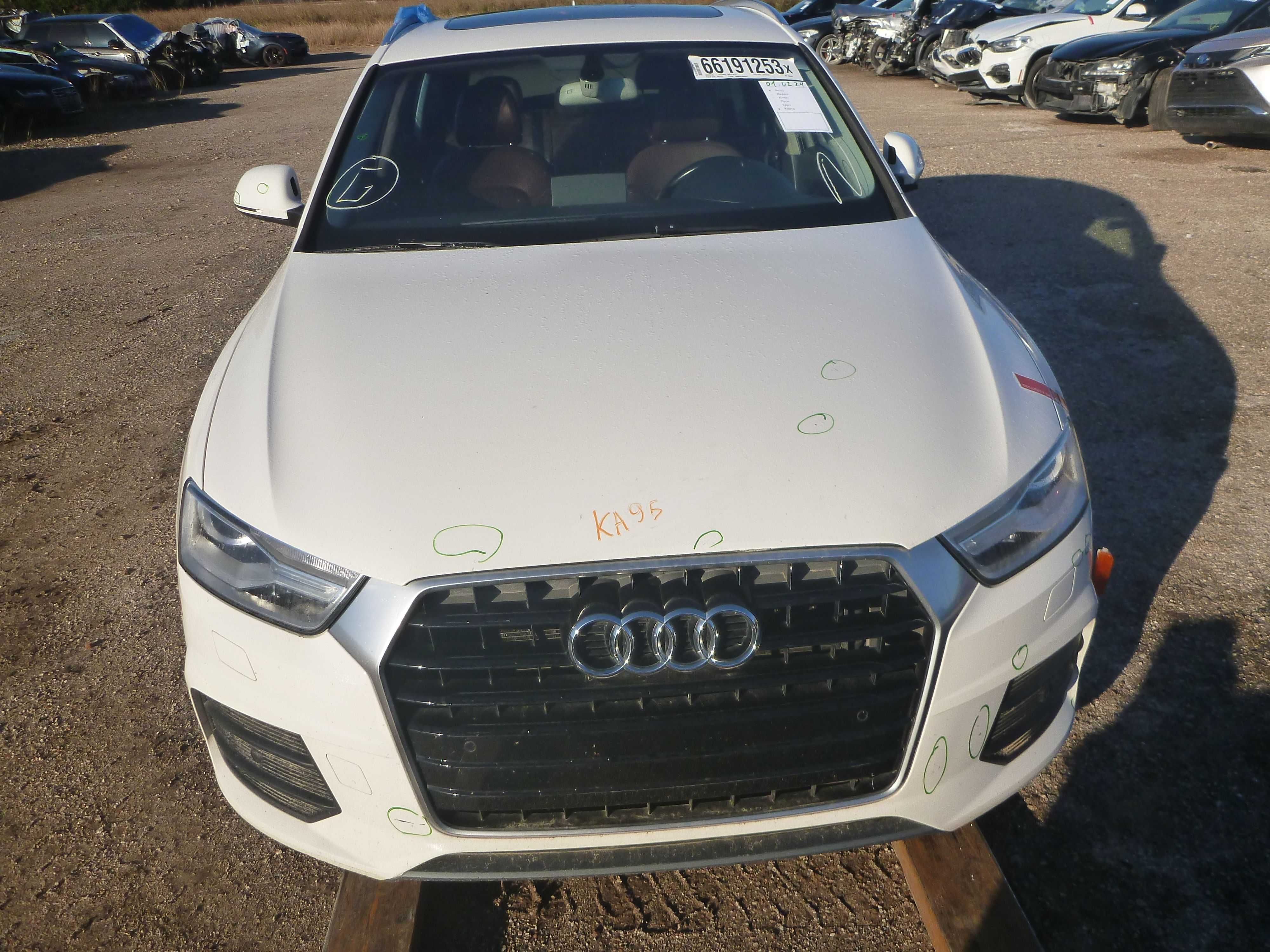 Запчасти Audi q3. Разборка Ауди кью3 (бампер,акпп, двигатель) ШРОТ