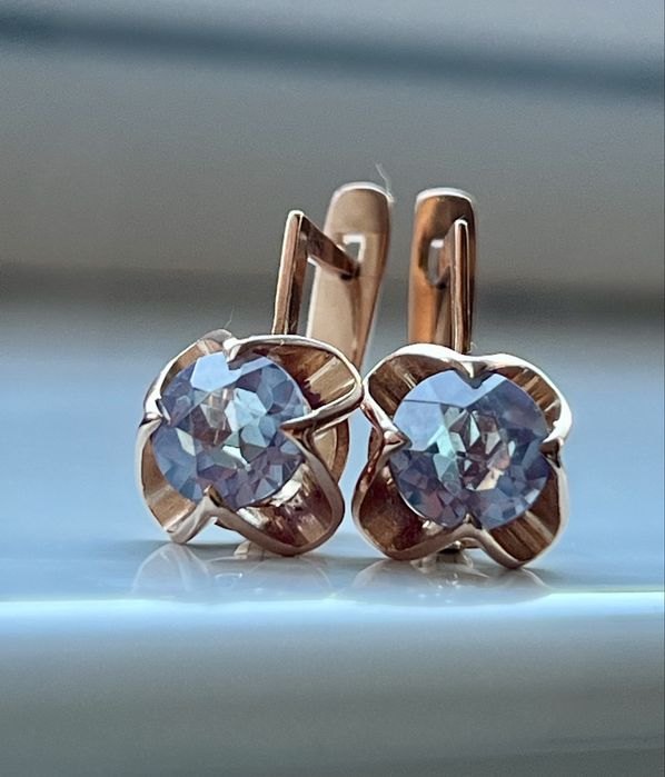 Золоті сережки радянські .Золотые серьги с александритом СССР