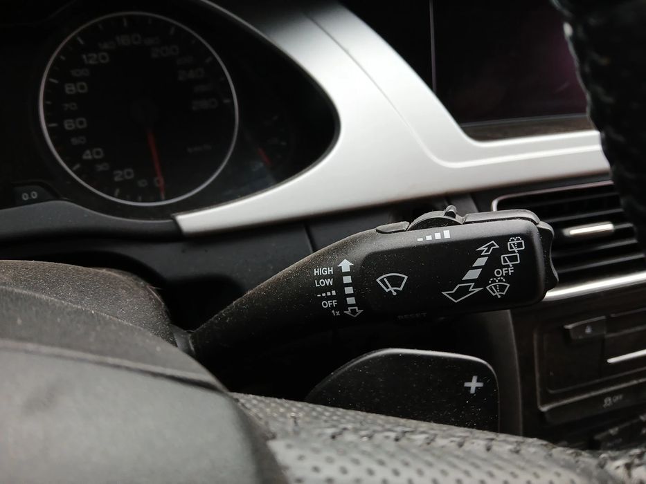 Conjunto / manetes de luzes e limpa vidros AUDI A4 Avant (8K5, B8)