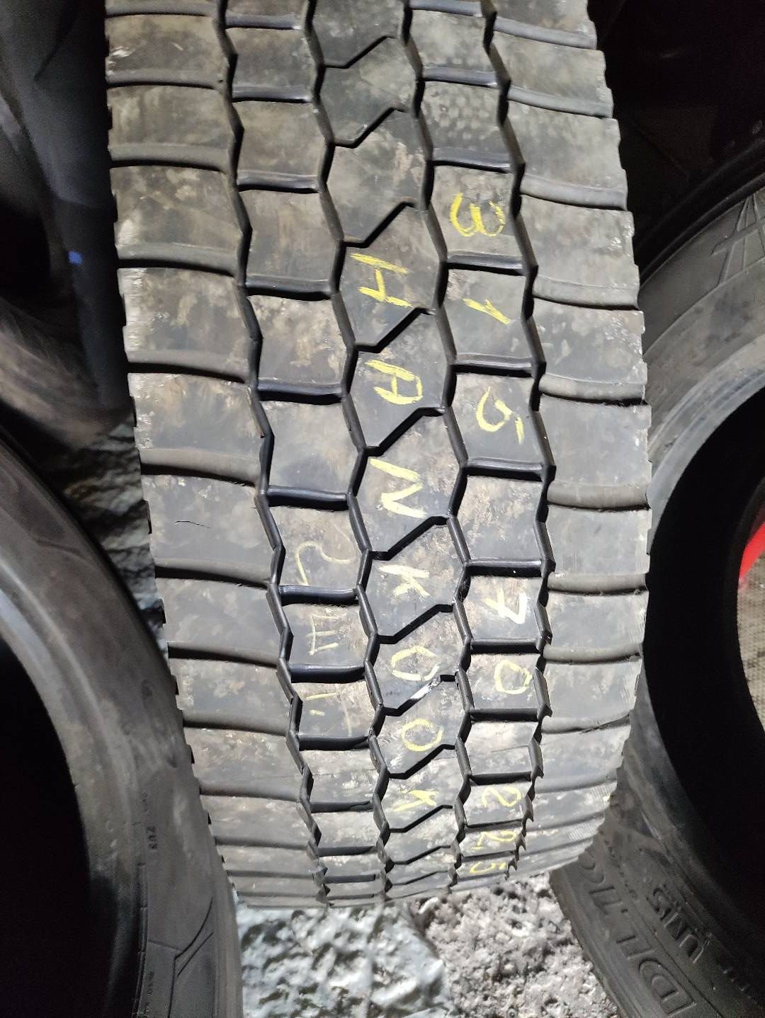 Продам гуму 315/70 R 22,5