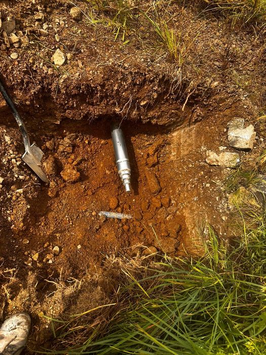 Przecisk pod drogą, kret kompresor minikoparka