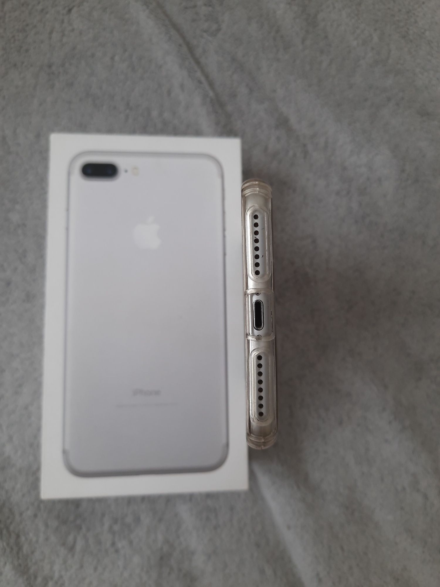 iPhone 7 plus 32gb в чудовому стані