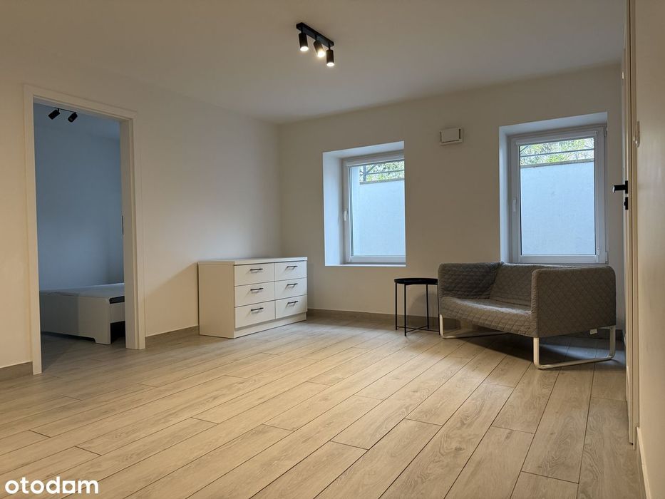 2 pokoje | Łazarz | Siłownia | Ogród | 37 m²