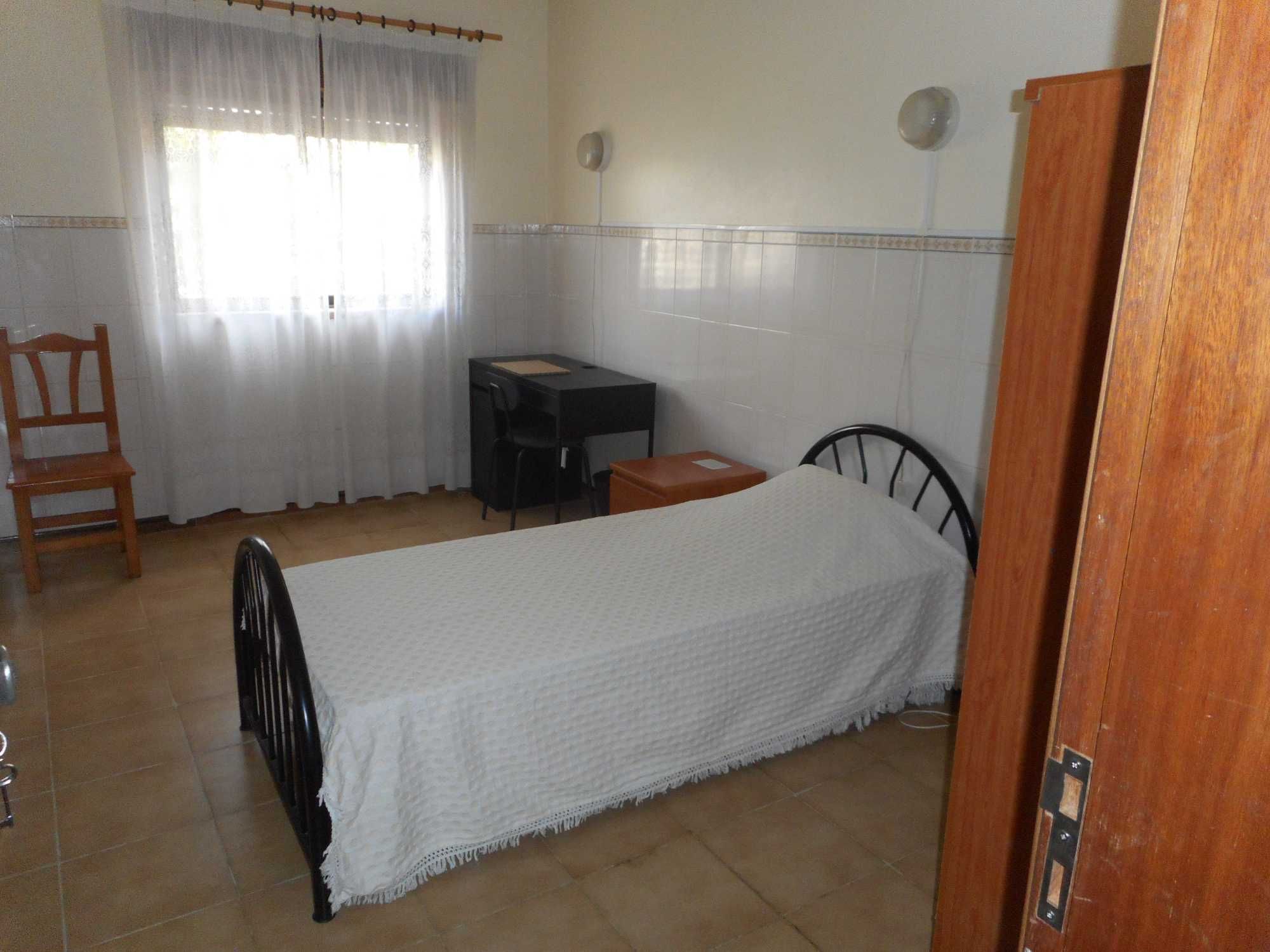 Alugar Quarto a Estudante